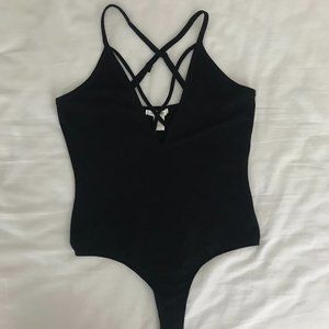 ♦︎ NWT BOZZOLO Black V-Neck BODYSUIT ♦︎